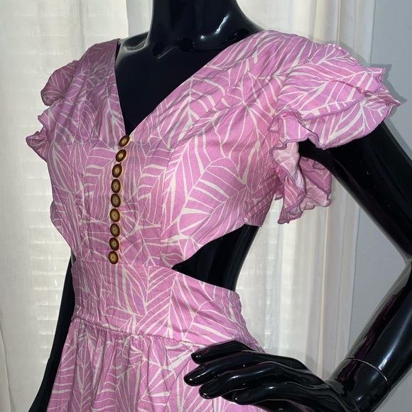 Maxi Dress 💕 - Picture 10 of 11